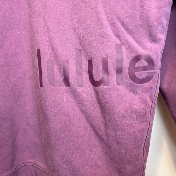 Lululemon Perfectly Oversized Crew Graphic Size 2 Vintage Plum Sold Out! - Picture 6 of 9